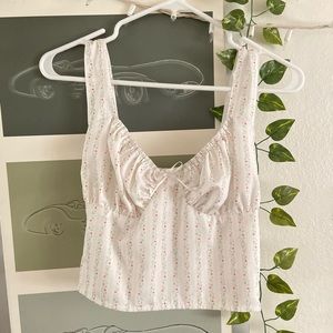Dainty bow tank